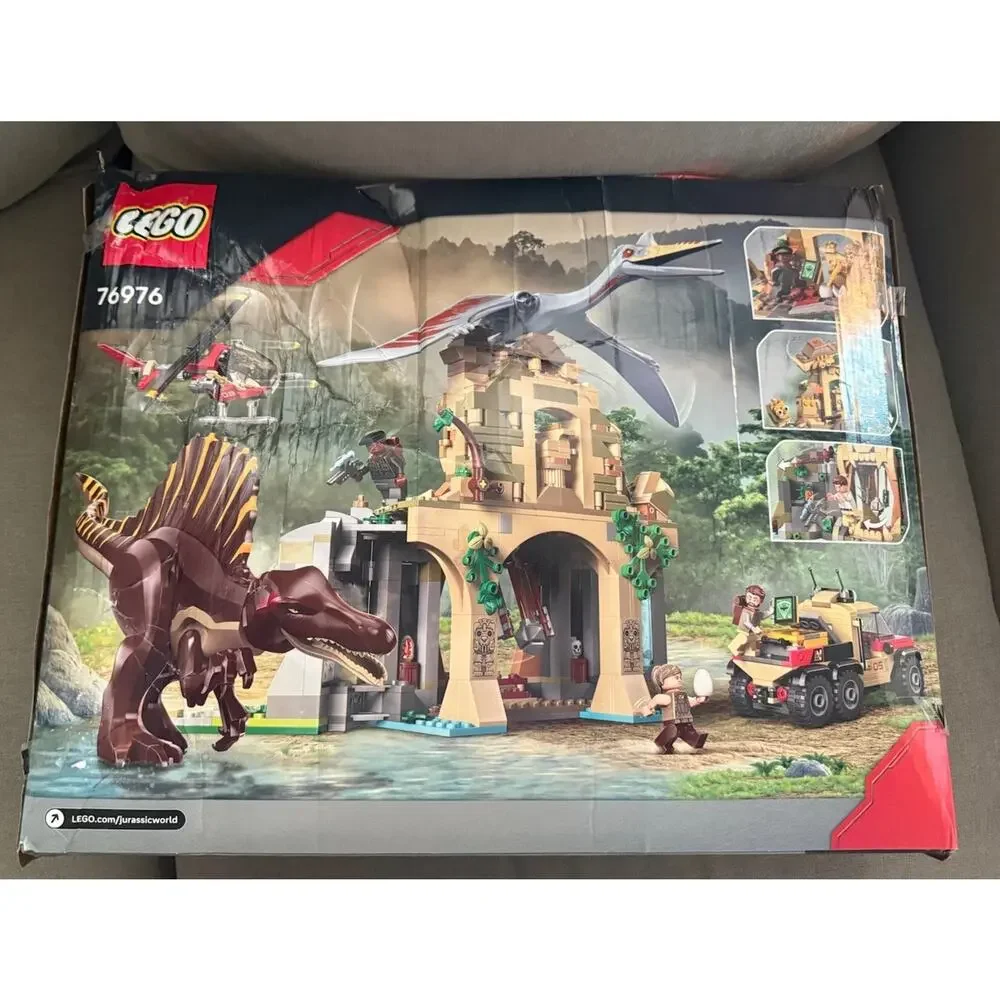 LEGO Jurassic World Spinosaurus & Quetzalcoatlus Air Mission 76976 Open Box